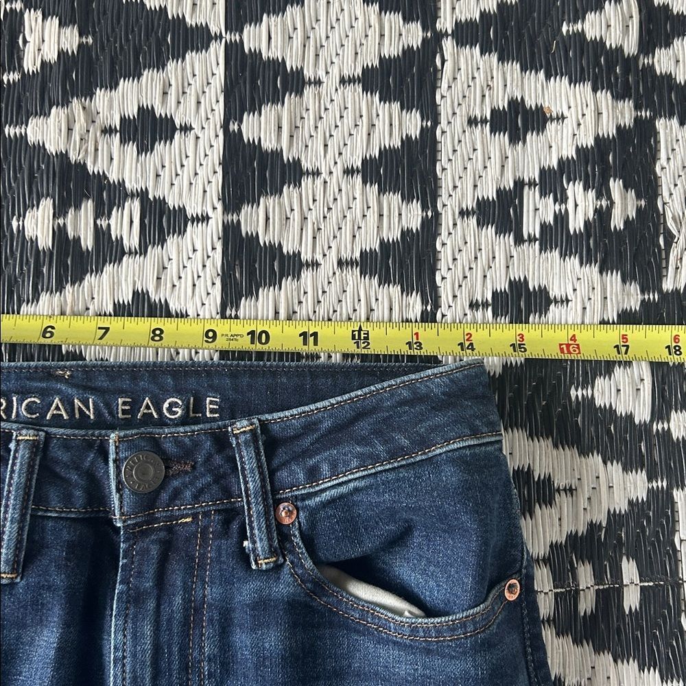 American Eagle Outfitters Dark Blue Jeans - Picture 6 of 7